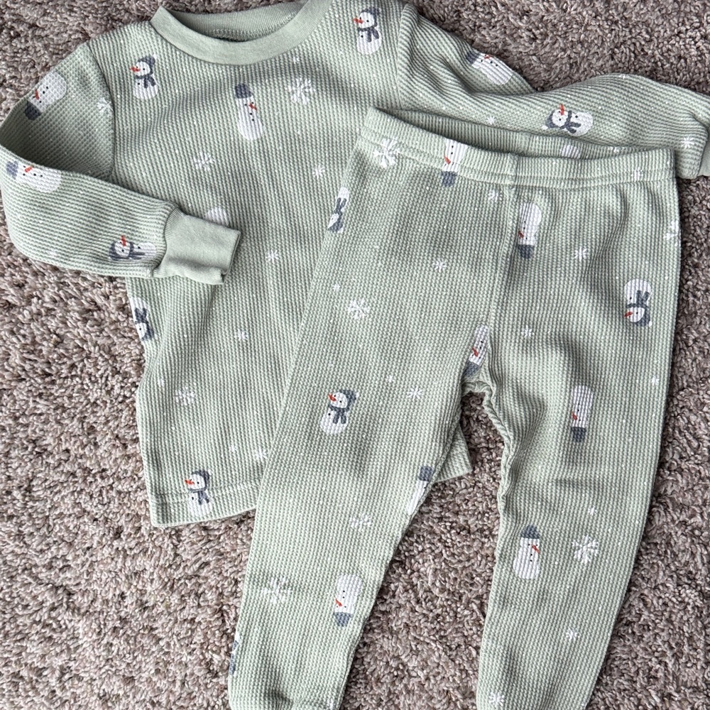 Carter’s Christmas pajama set
